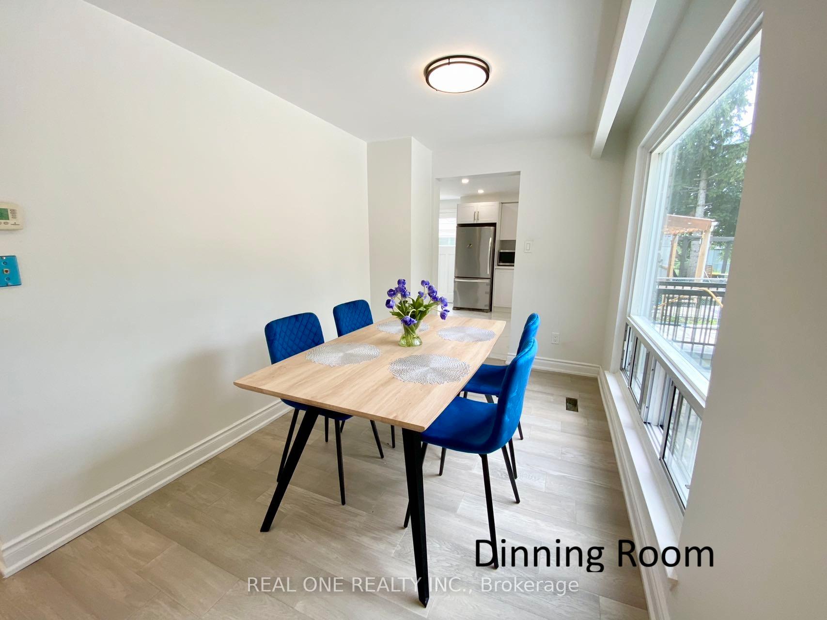 Photo 6 of 52 Staley Terrace, Scarborough, L'Amoreaux — HOMEH