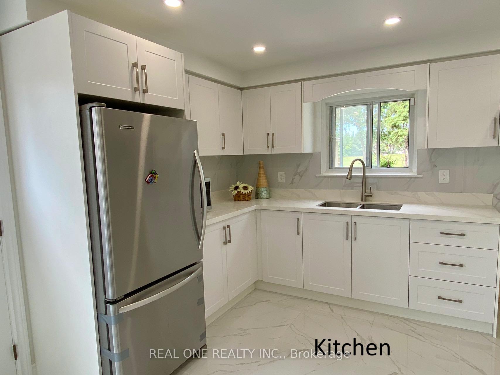 Photo 8 of 52 Staley Terrace, Scarborough, L'Amoreaux — HOMEH