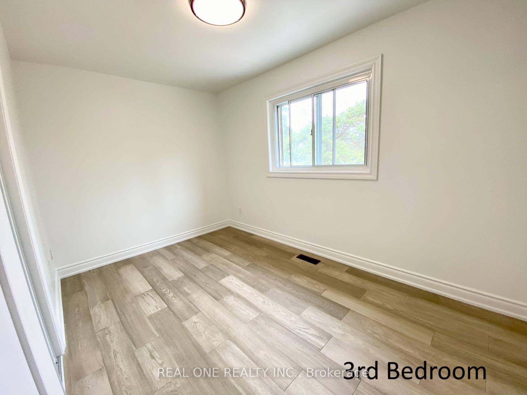 Photo 24 of 52 Staley Terrace, Scarborough, L'Amoreaux — HOMEH