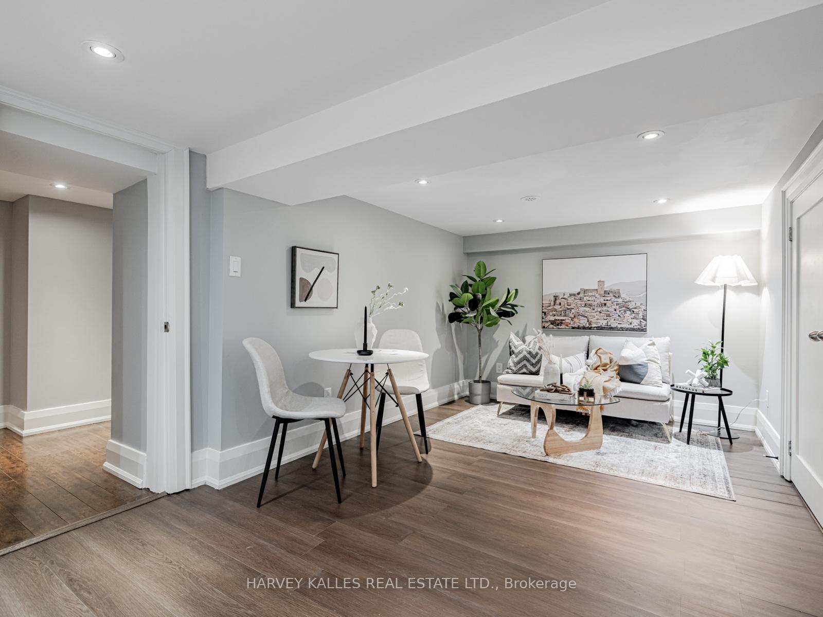 Photo 23 of 566 Oriole Parkway, Toronto, Yonge-Eglinton — HOMEH