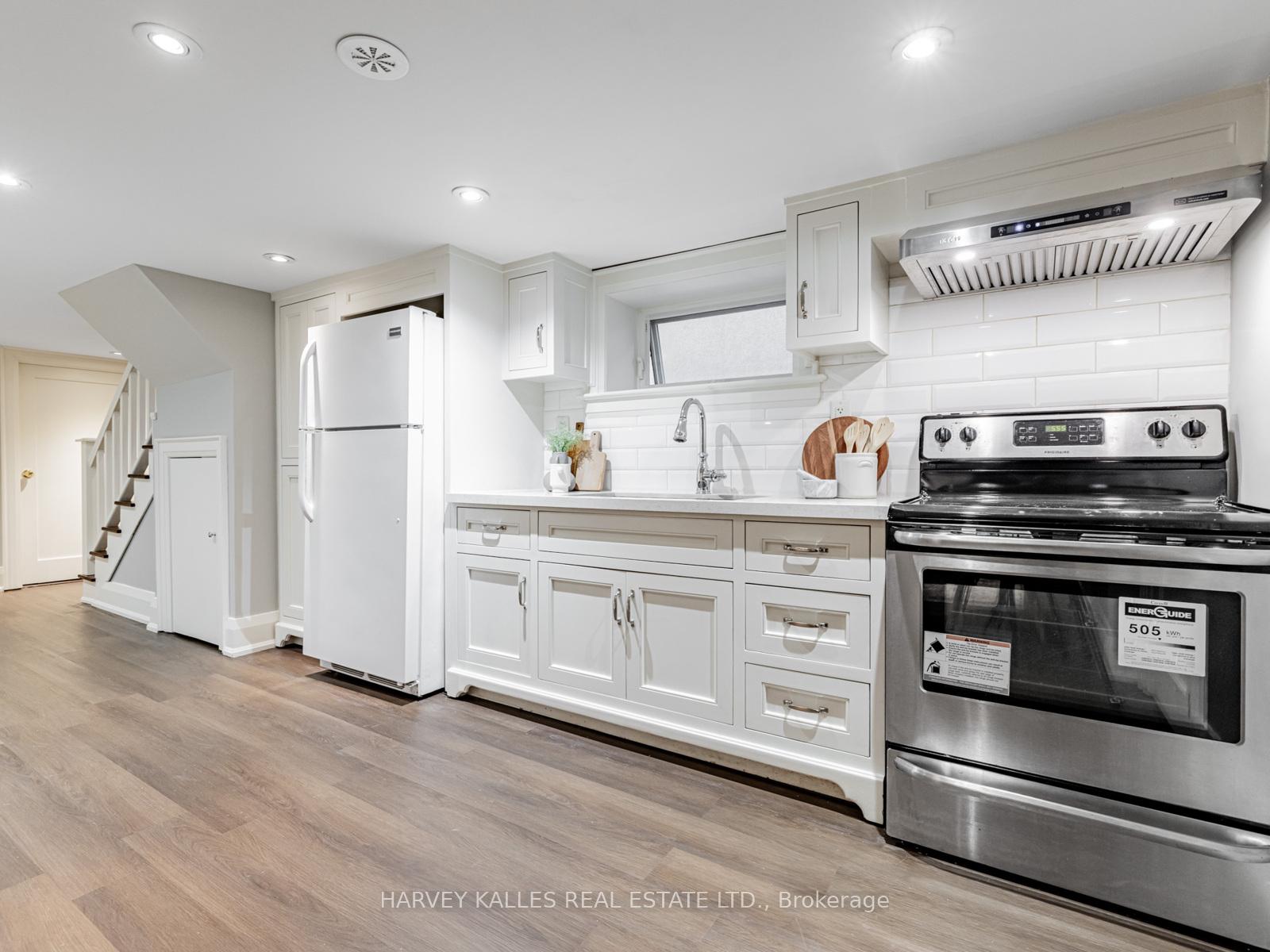 Photo 25 of 566 Oriole Parkway, Toronto, Yonge-Eglinton — HOMEH