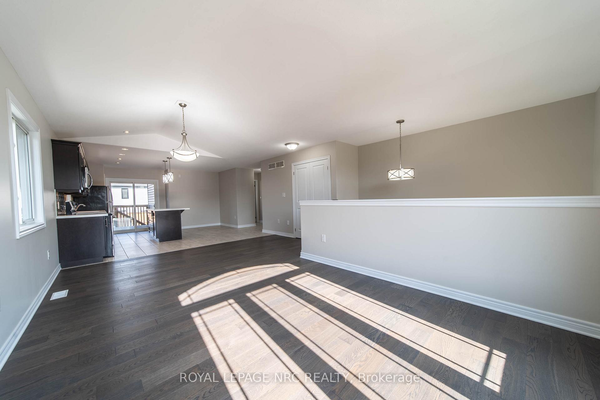 Photo 9 of 39 Success Way, Thorold, Rolling Meadows — HOMEH