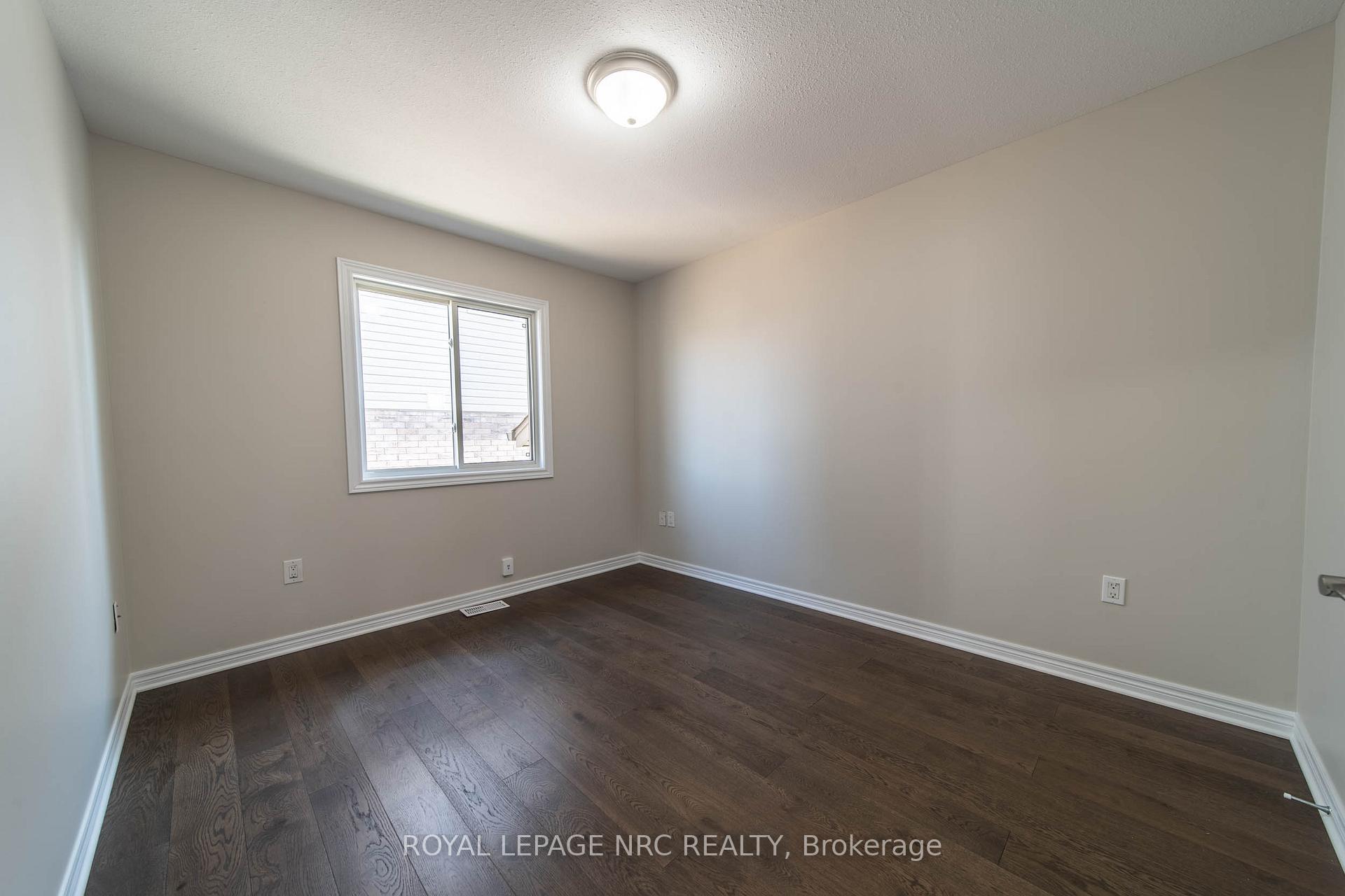 Photo 11 of 39 Success Way, Thorold, Rolling Meadows — HOMEH