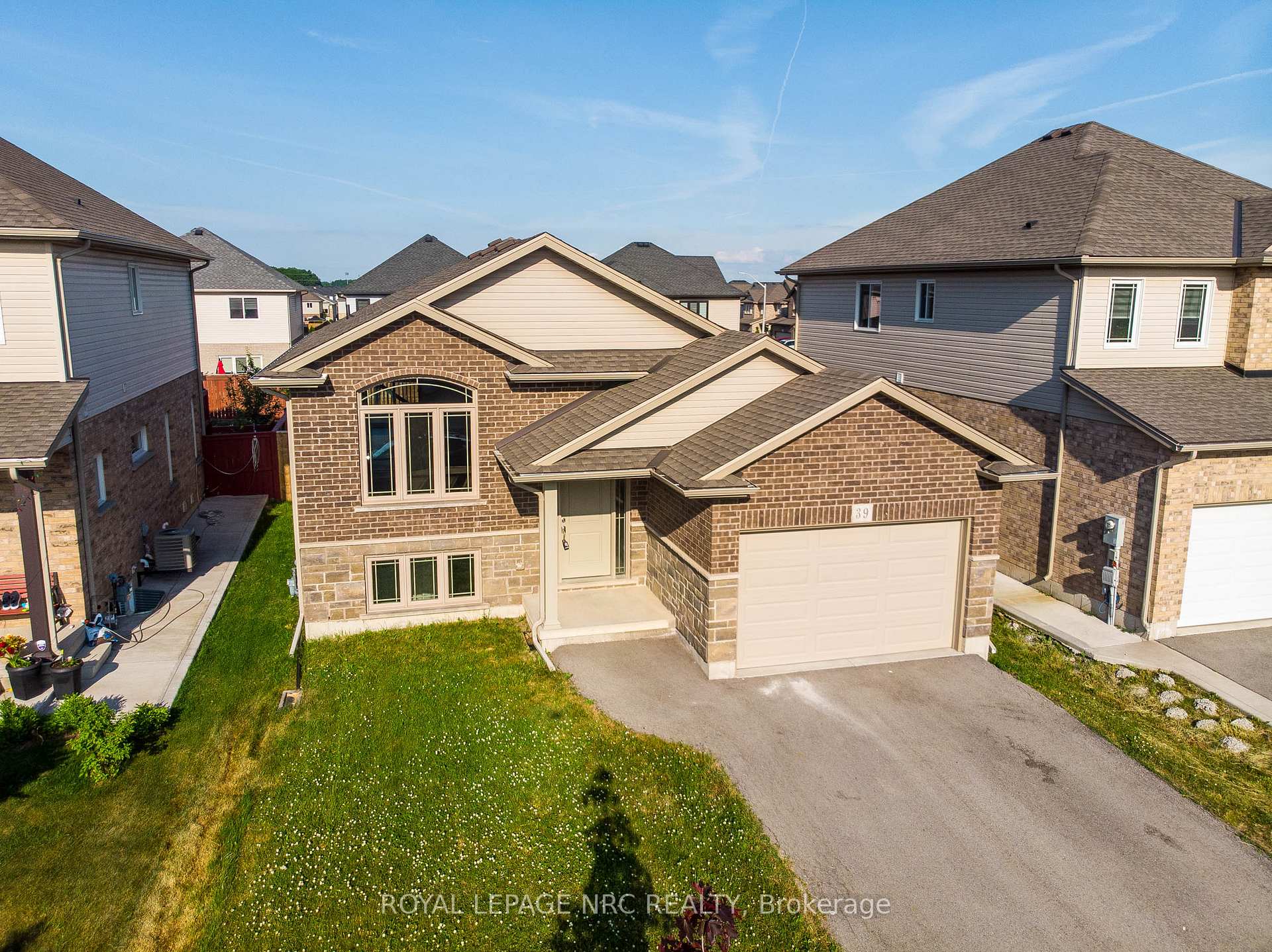 Photo 35 of 39 Success Way, Thorold, Rolling Meadows — HOMEH