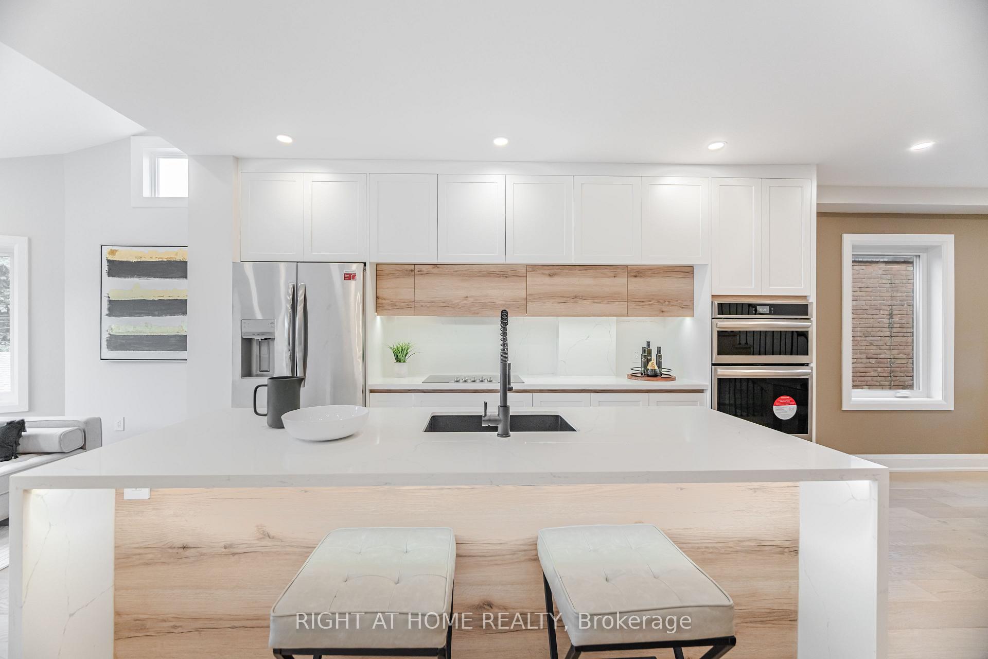 Photo 15 of 23 Bowmore Road, Toronto, Woodbine Corridor — HOMEH