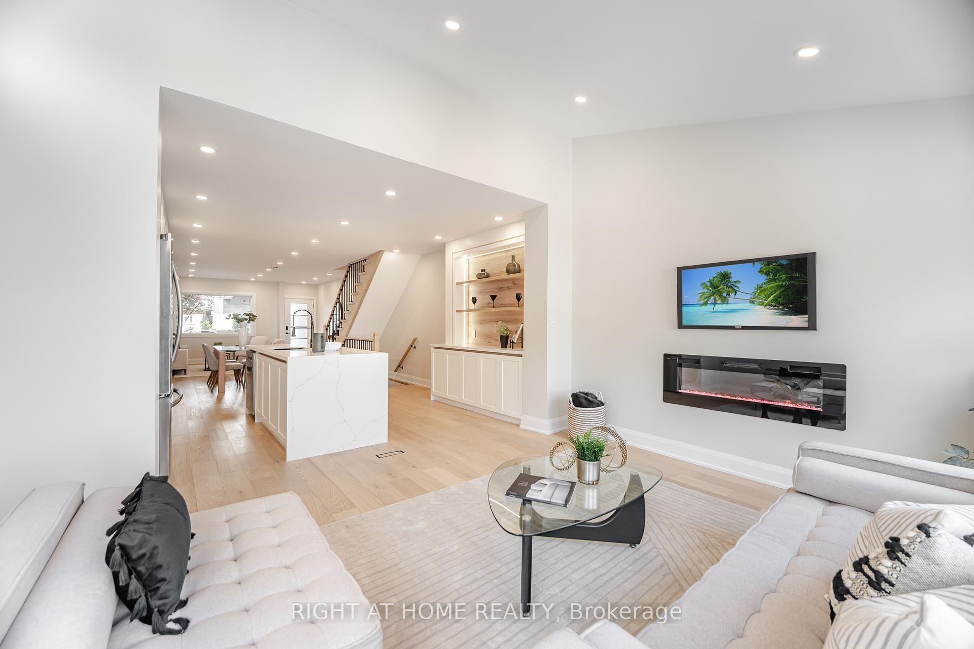 Photo 17 of 23 Bowmore Road, Toronto, Woodbine Corridor — HOMEH