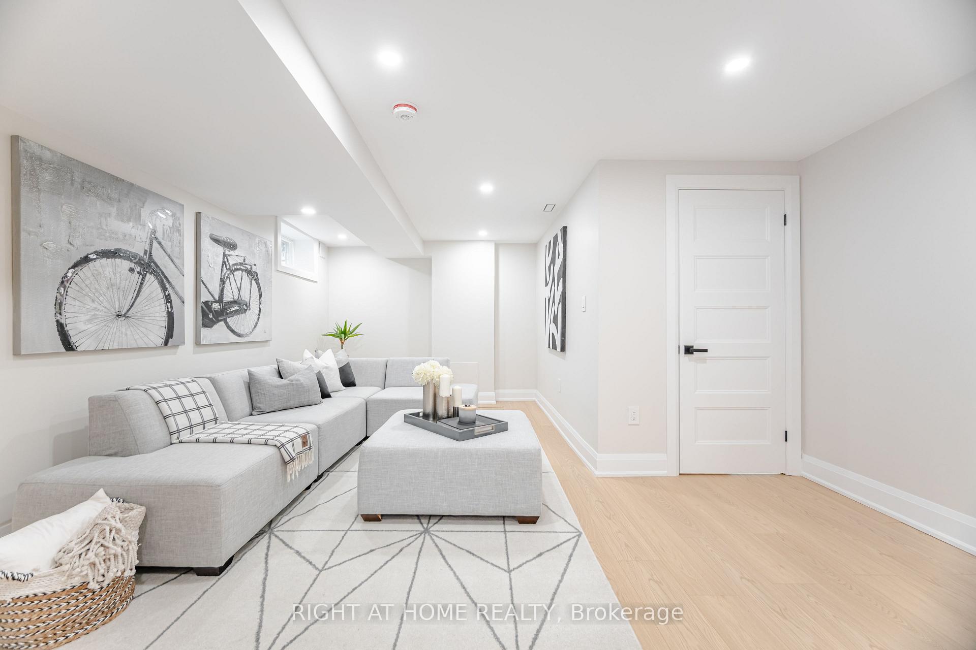 Photo 37 of 23 Bowmore Road, Toronto, Woodbine Corridor — HOMEH