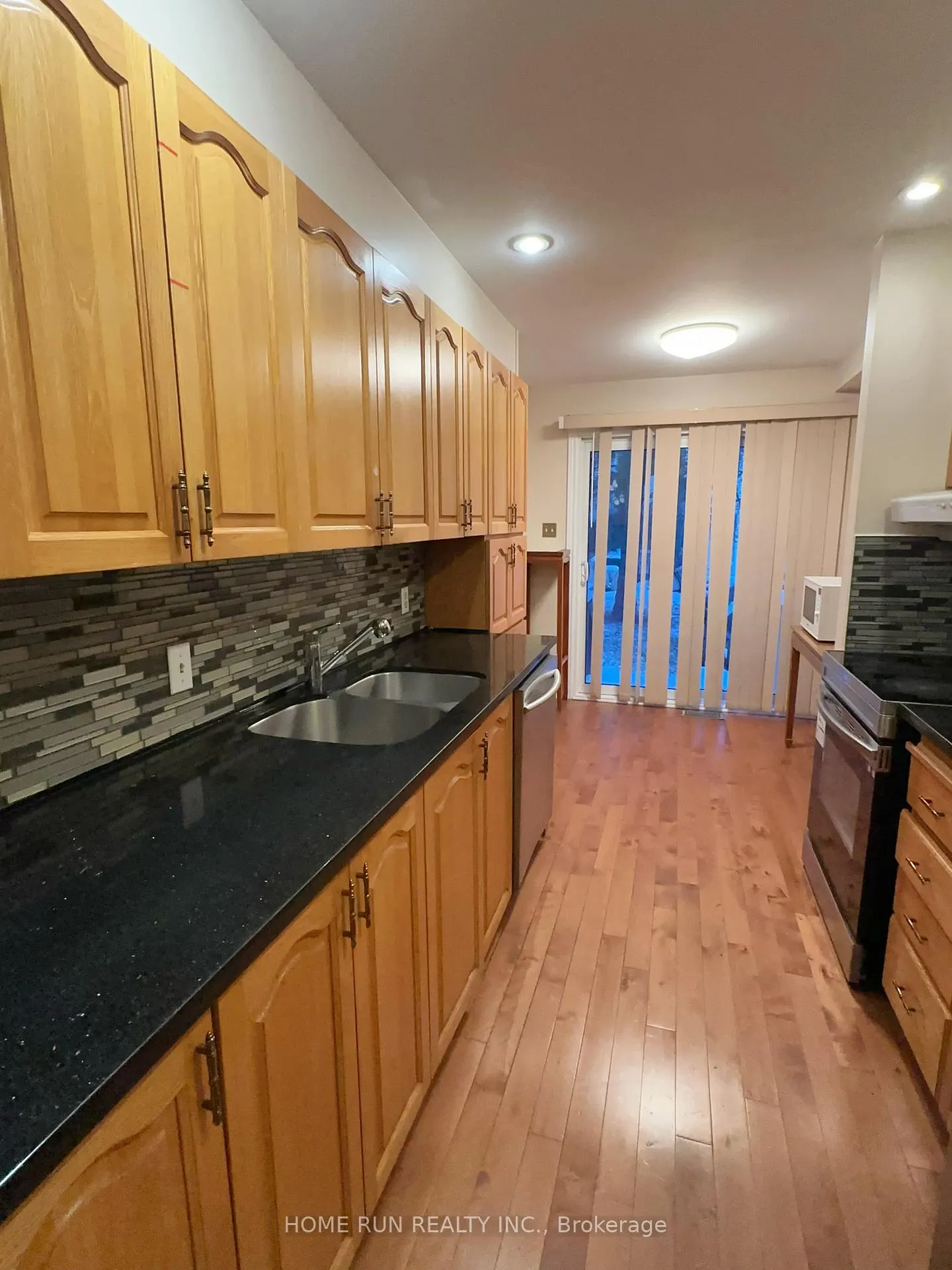 Photo 4 of 113 Stonebriar Drive, Ottawa, Centrepointe — HOMEH