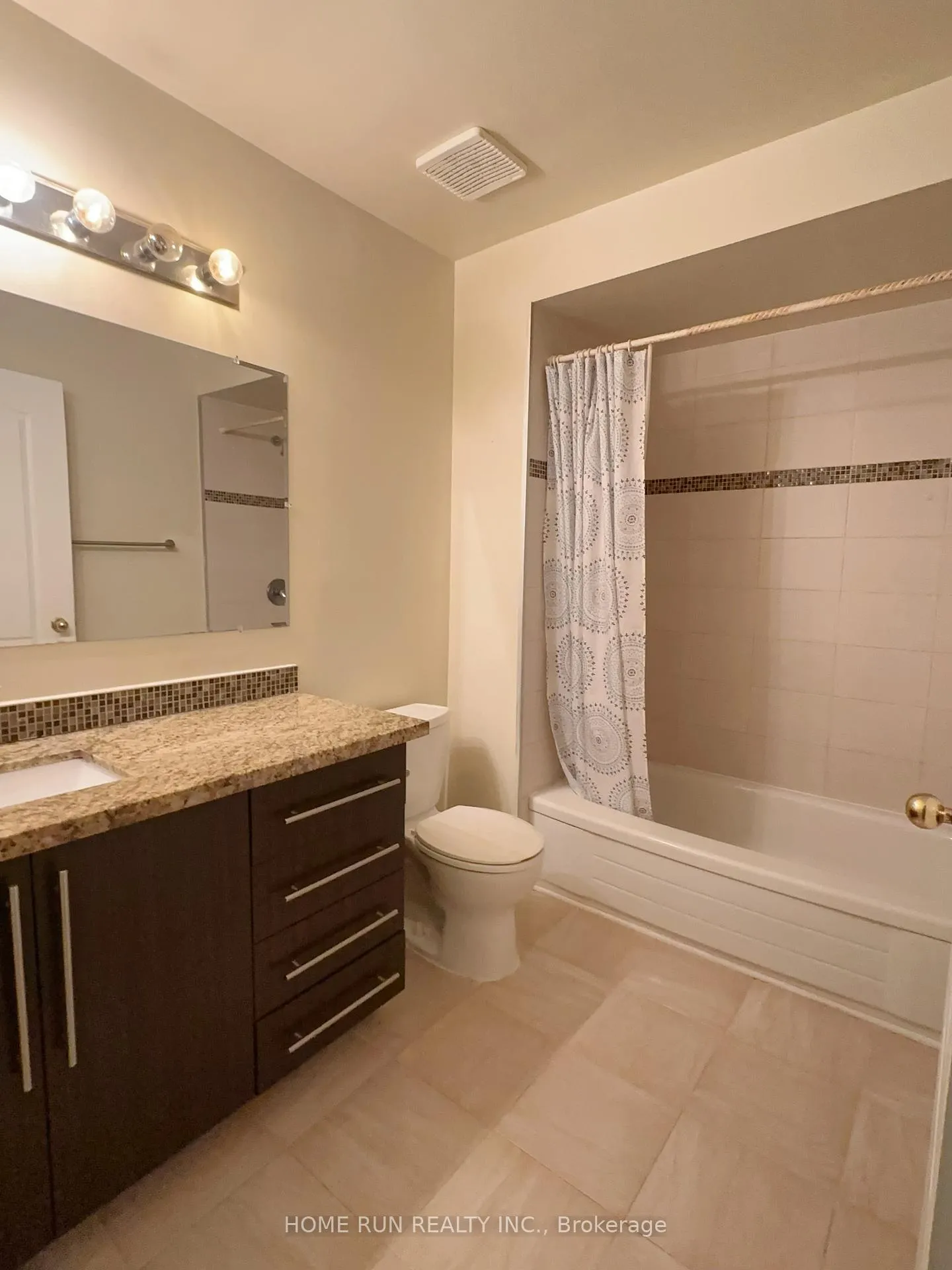 Photo 11 of 113 Stonebriar Drive, Ottawa, Centrepointe — HOMEH