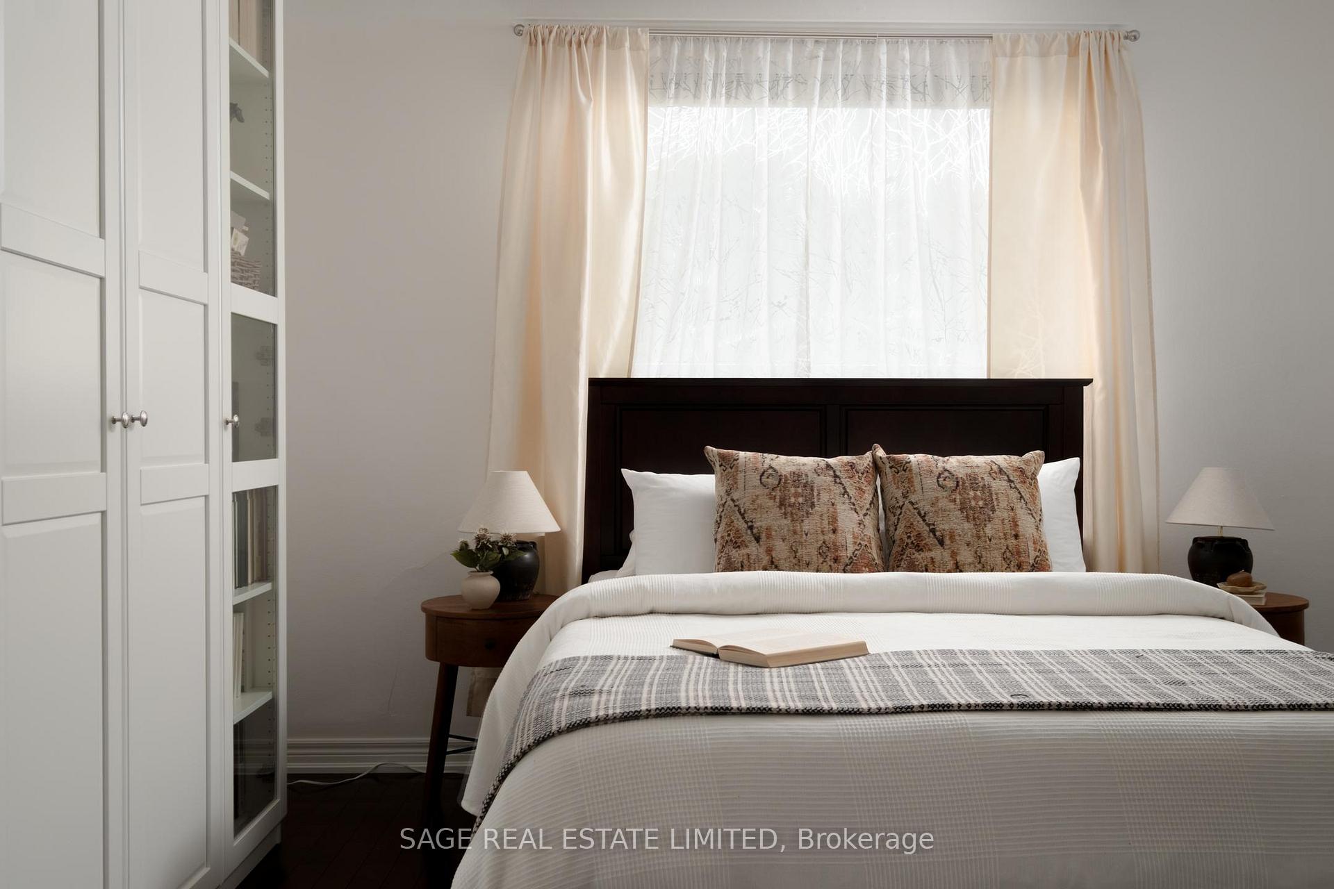 Photo 17 of 292 Milverton Boulevard, Toronto, Danforth — HOMEH