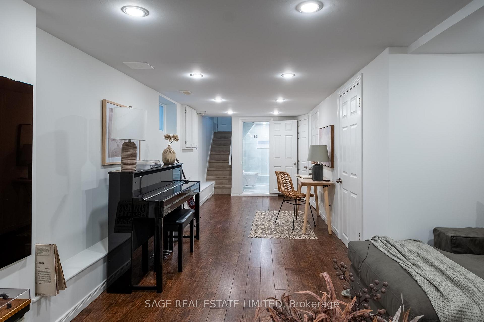 Photo 32 of 292 Milverton Boulevard, Toronto, Danforth — HOMEH