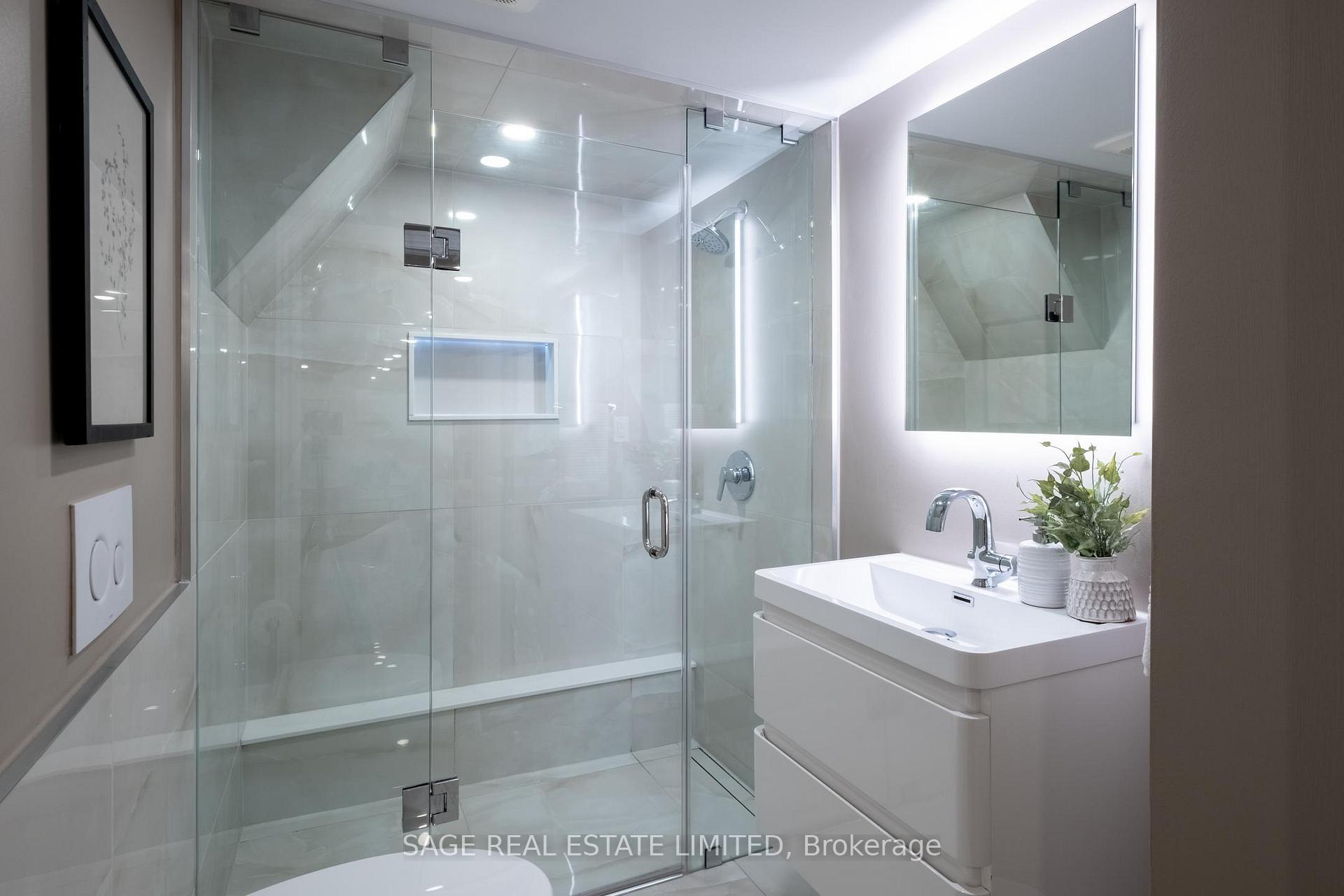 Photo 33 of 292 Milverton Boulevard, Toronto, Danforth — HOMEH