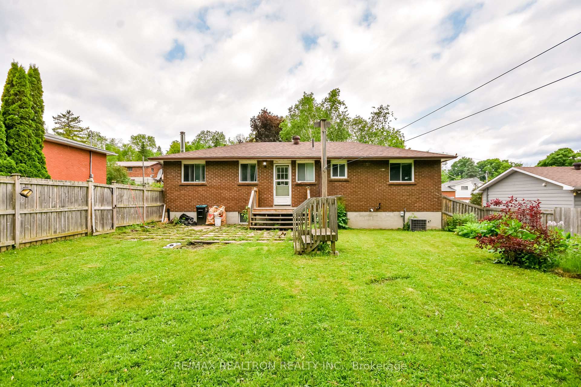 Photo 7 of 497 Mary Street, Tay, Port McNicoll — HOMEH