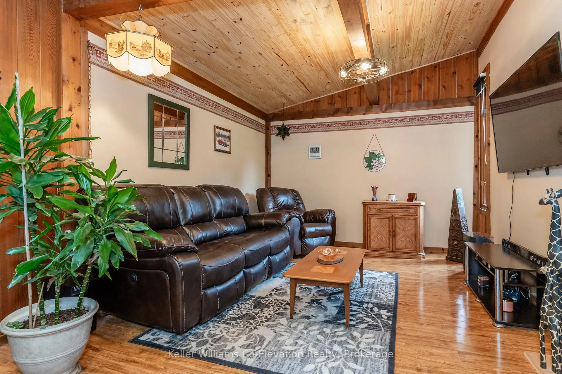 Photo 15 of 156 Private Lane, West Grey — HOMEH