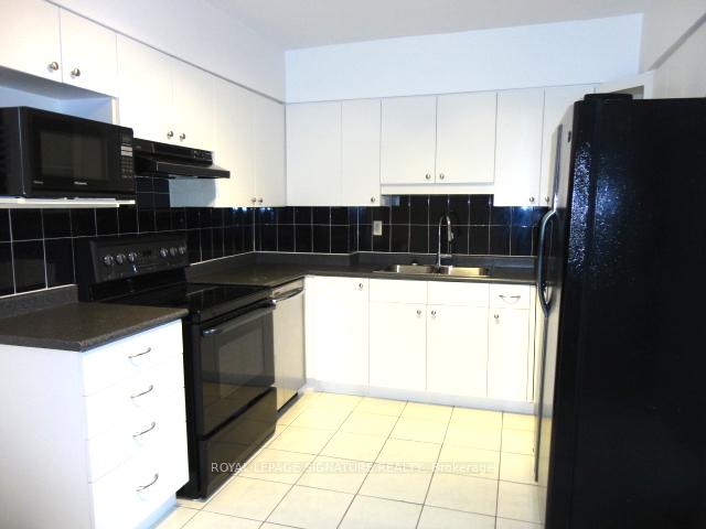 Photo 4 of 327 Wolverleigh Boulevard, Toronto, Danforth — HOMEH