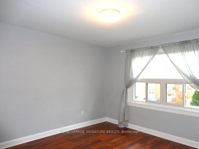 Photo 14 of 327 Wolverleigh Boulevard, Toronto, Danforth — HOMEH