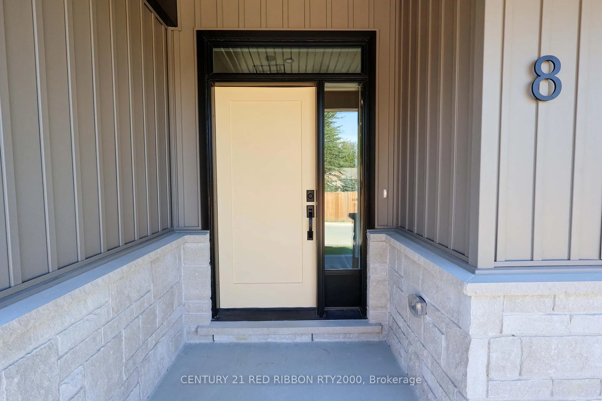 Photo 4 of Unit 22, 430 Head Street N, Strathroy-Caradoc, NE — HOMEH