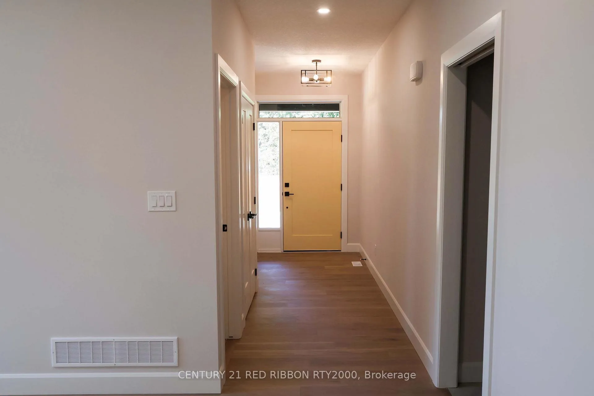 Photo 8 of Unit 22, 430 Head Street N, Strathroy-Caradoc, NE — HOMEH