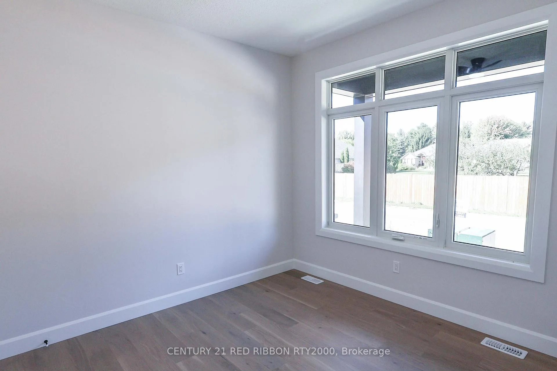 Photo 9 of Unit 22, 430 Head Street N, Strathroy-Caradoc, NE — HOMEH