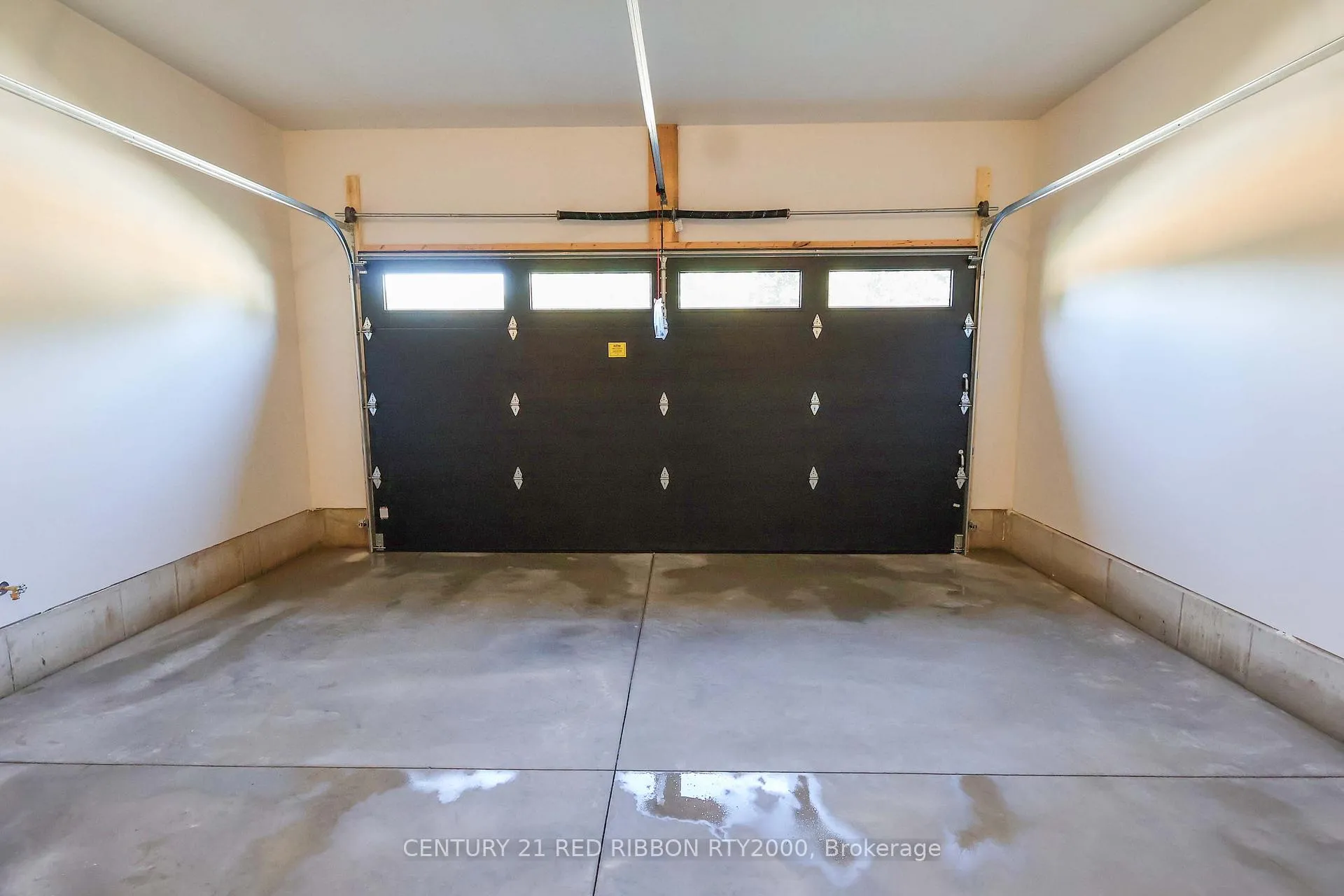 Photo 14 of Unit 22, 430 Head Street N, Strathroy-Caradoc, NE — HOMEH