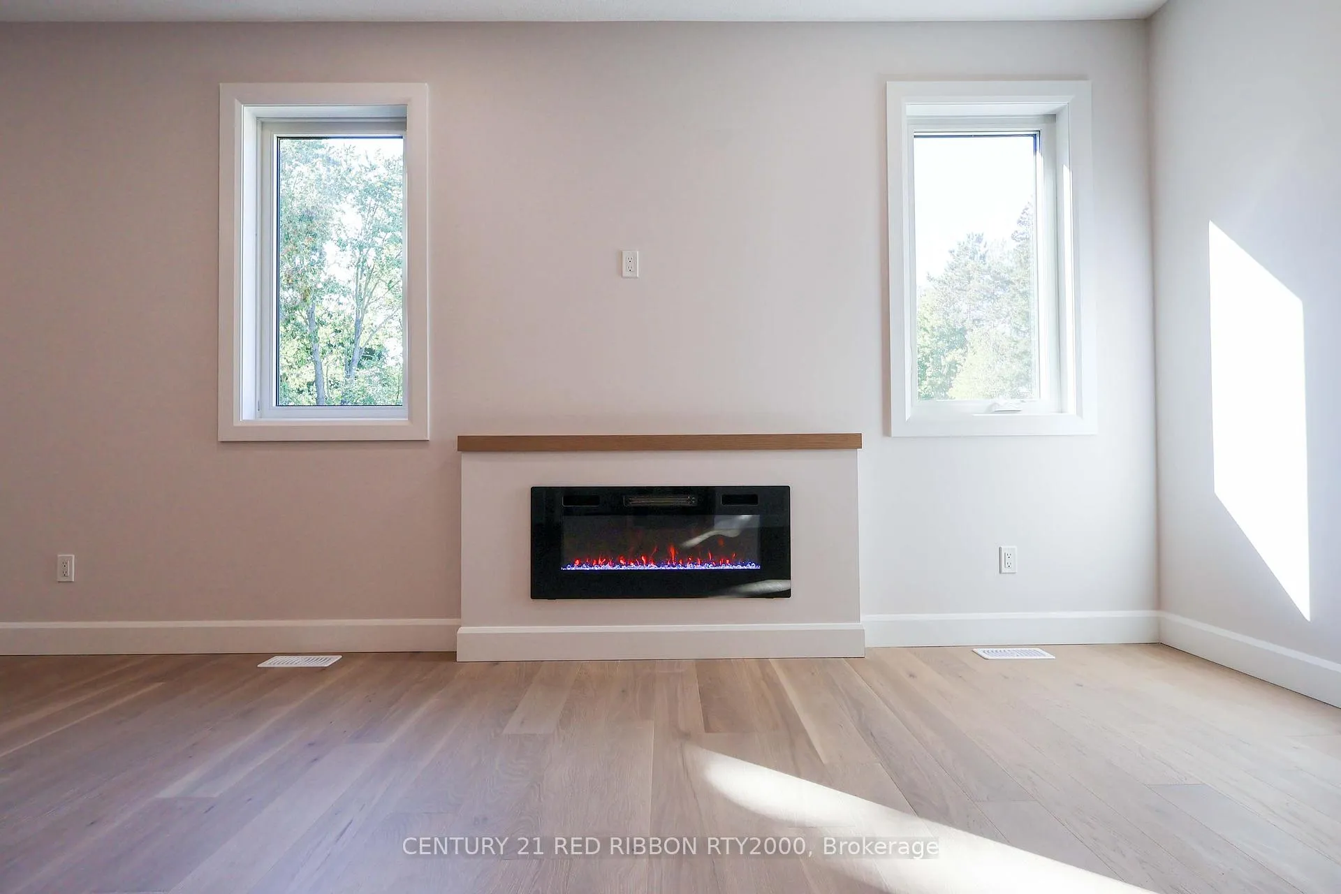 Photo 16 of Unit 22, 430 Head Street N, Strathroy-Caradoc, NE — HOMEH