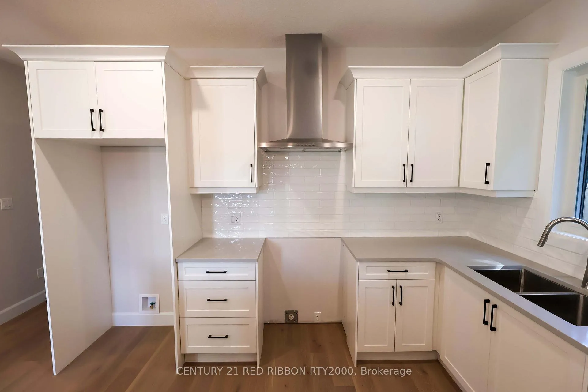 Photo 21 of Unit 22, 430 Head Street N, Strathroy-Caradoc, NE — HOMEH