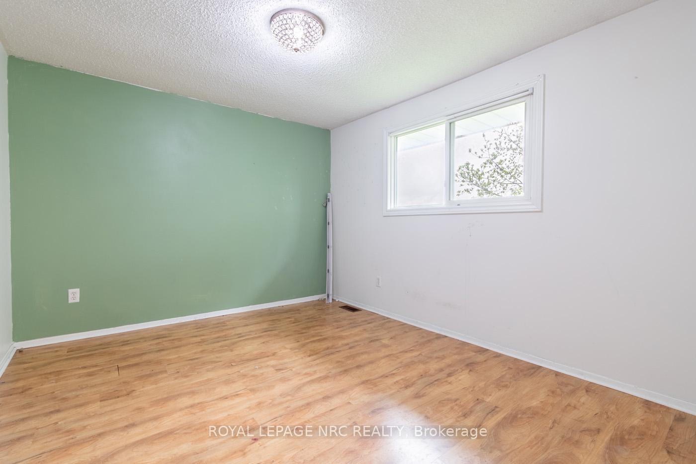 Photo 15 of 16 Tara Crescent, Thorold, Confederation Heights — HOMEH
