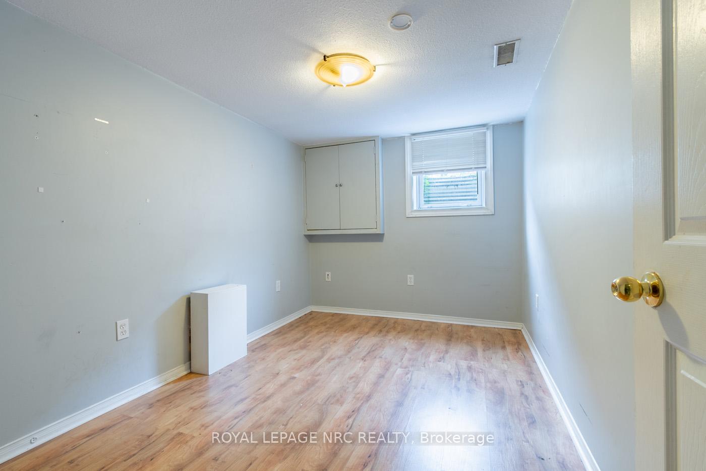 Photo 17 of 16 Tara Crescent, Thorold, Confederation Heights — HOMEH
