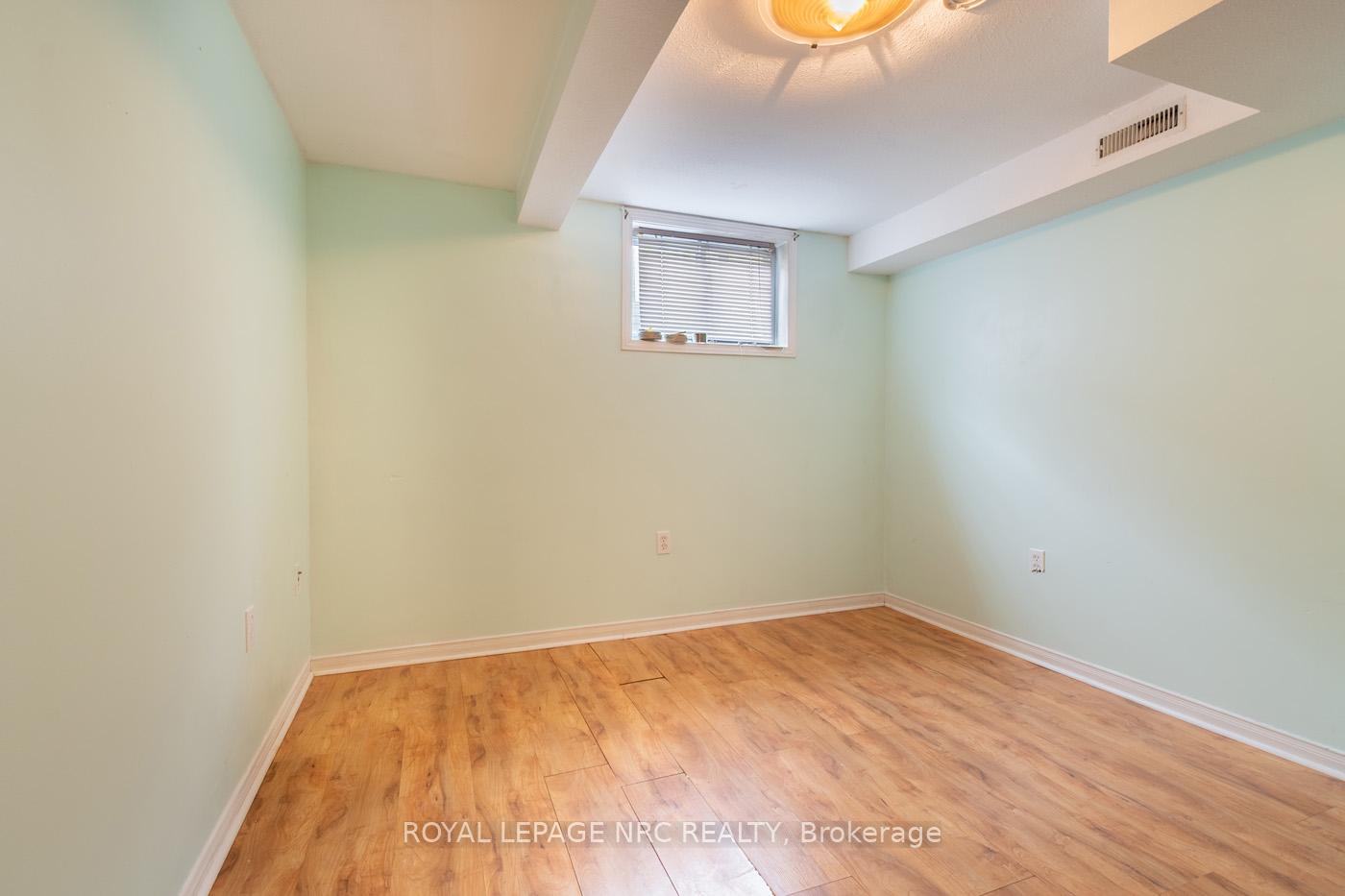 Photo 18 of 16 Tara Crescent, Thorold, Confederation Heights — HOMEH