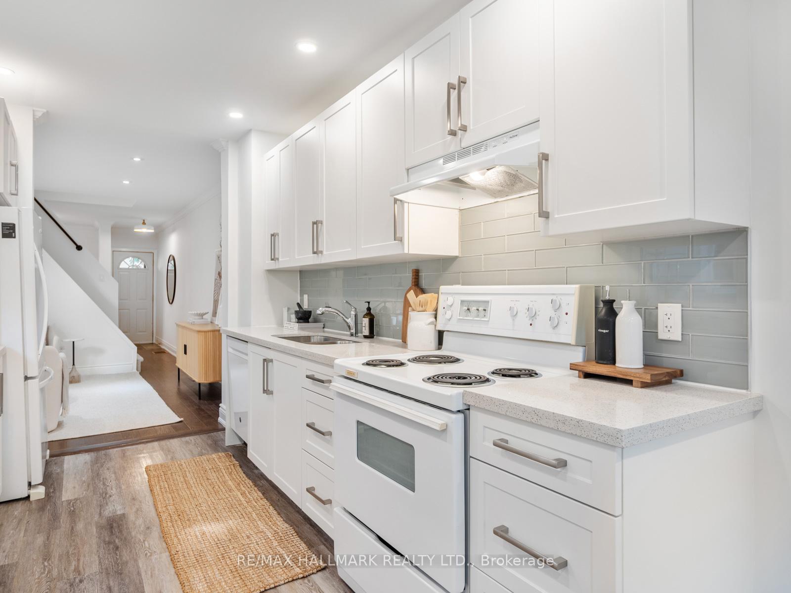Photo 18 of 92 Moberly Avenue, Toronto, Woodbine Corridor — HOMEH