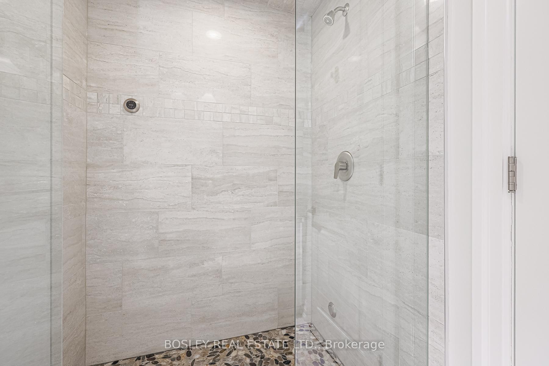 Photo 28 of 703 Hillsdale Avenue E, Toronto, Mount Pleasant East — HOMEH