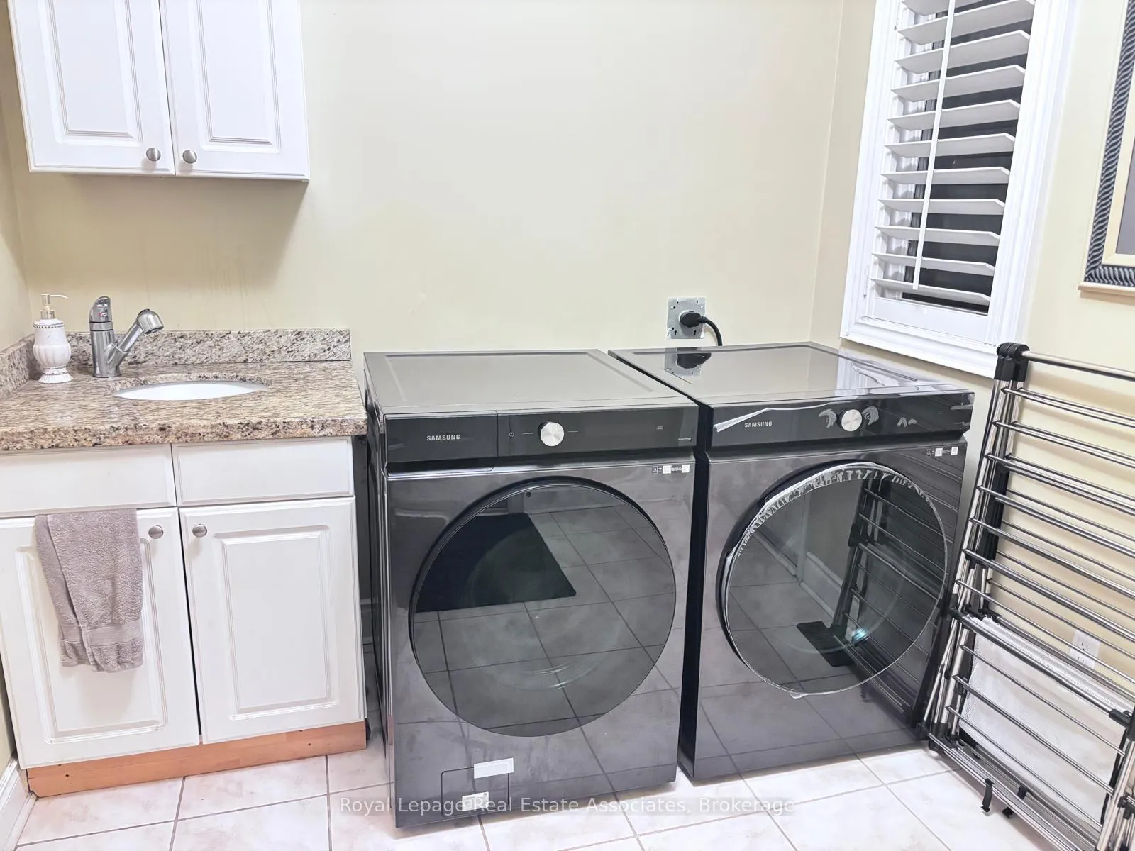 Photo 10 of Unit Bsmt, 79 Princess Valley Crescent, Brampton, Bram East — HOMEH