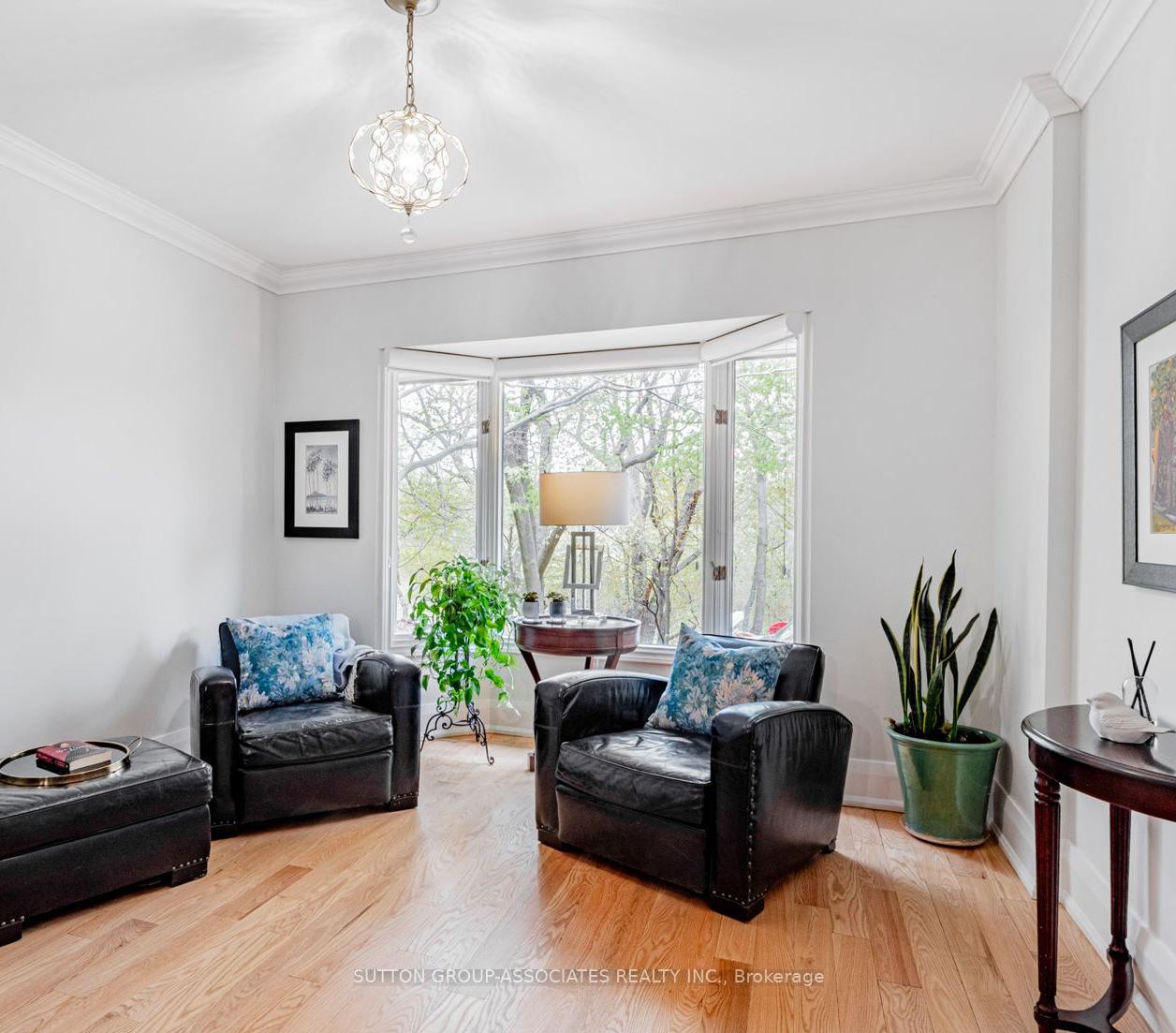 Photo 4 of 20 Glengrove Avenue E, Toronto, Lawrence Park South — HOMEH