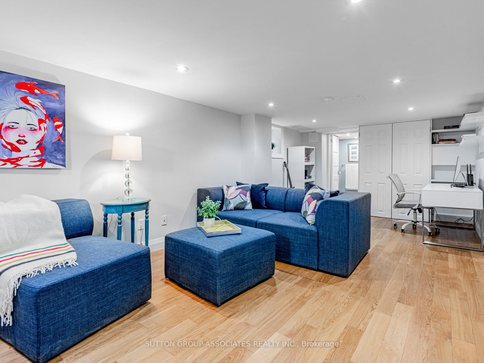 Photo 25 of 20 Glengrove Avenue E, Toronto, Lawrence Park South — HOMEH