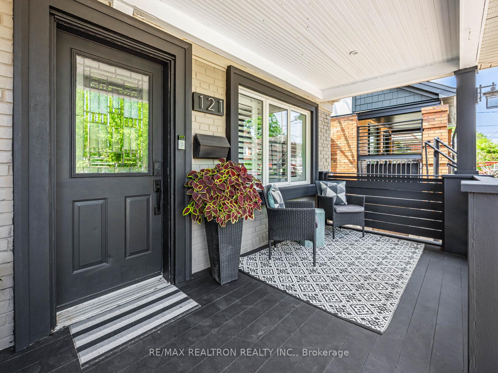 Photo 2 of 121 Barker Avenue, Toronto, Danforth Village-East York — HOMEH