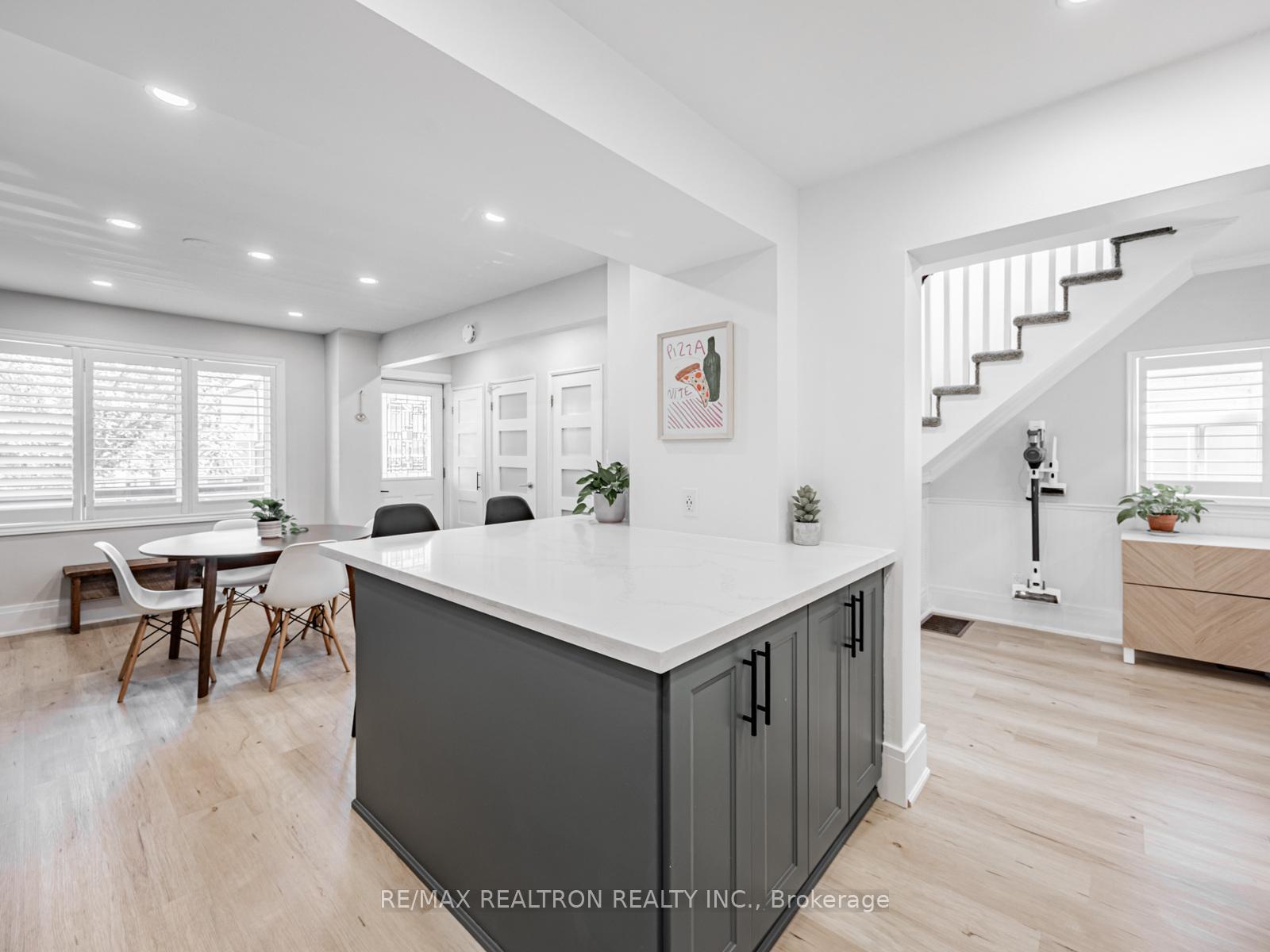 Photo 9 of 121 Barker Avenue, Toronto, Danforth Village-East York — HOMEH