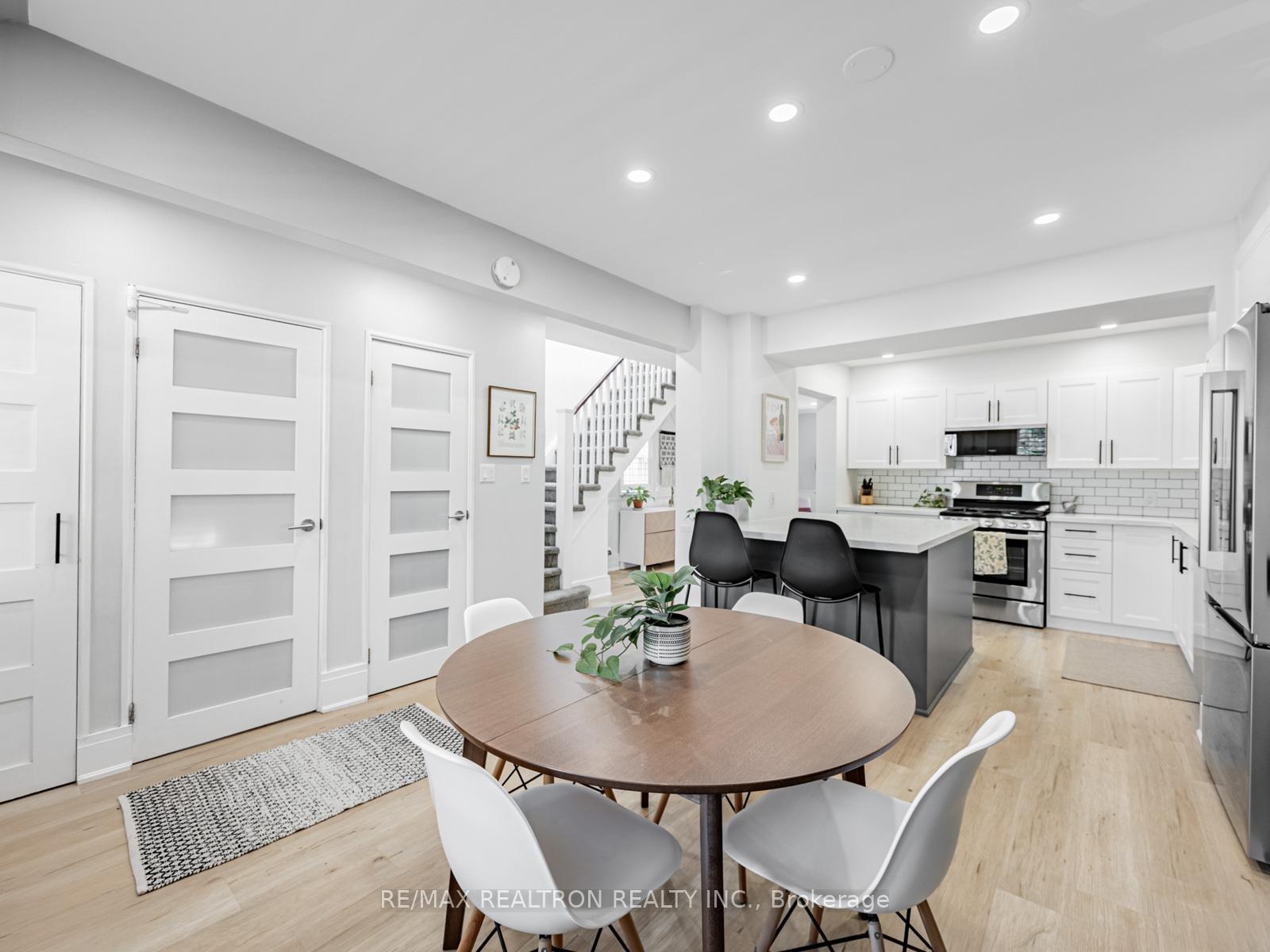 Photo 11 of 121 Barker Avenue, Toronto, Danforth Village-East York — HOMEH