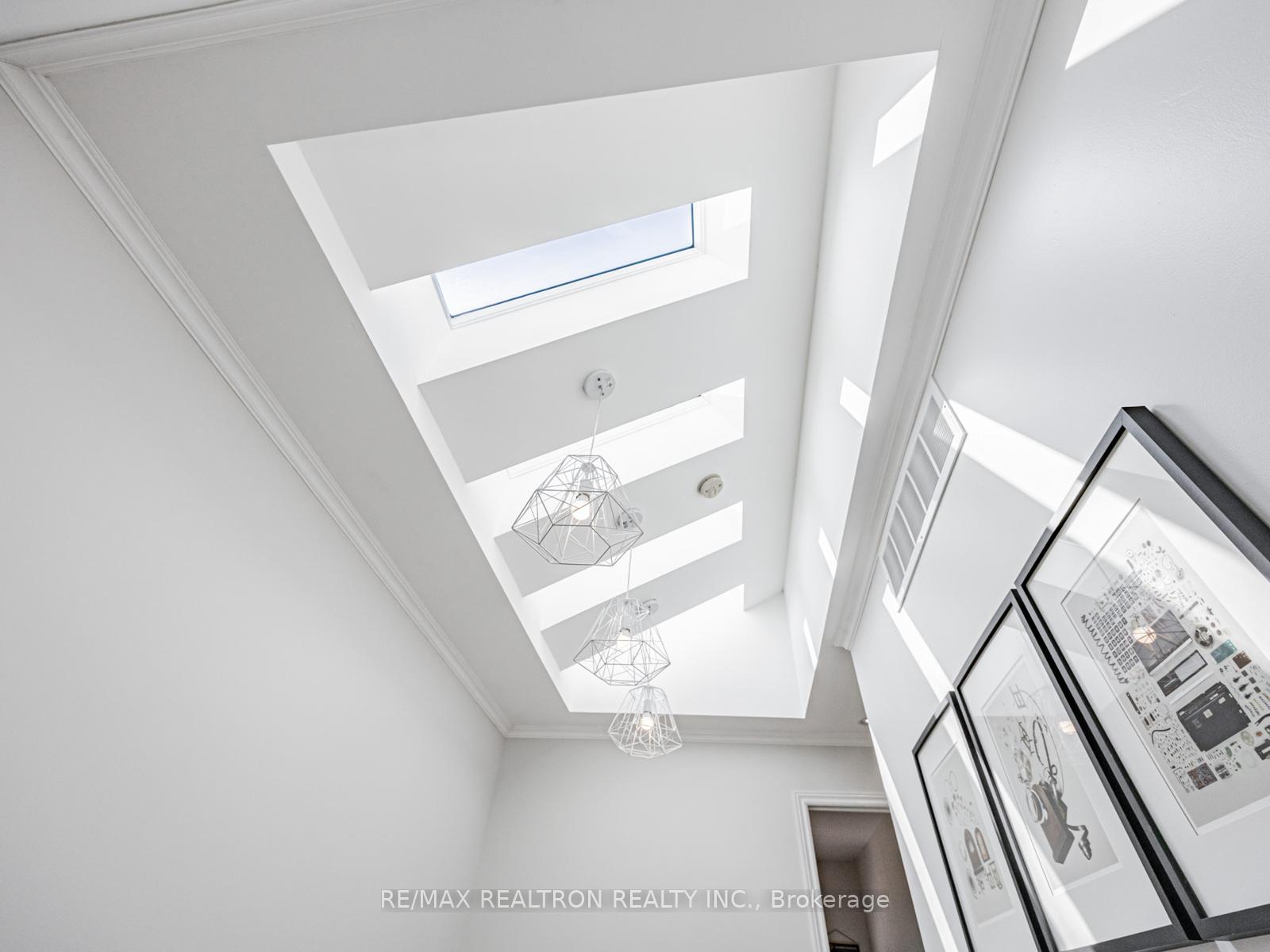Photo 14 of 121 Barker Avenue, Toronto, Danforth Village-East York — HOMEH