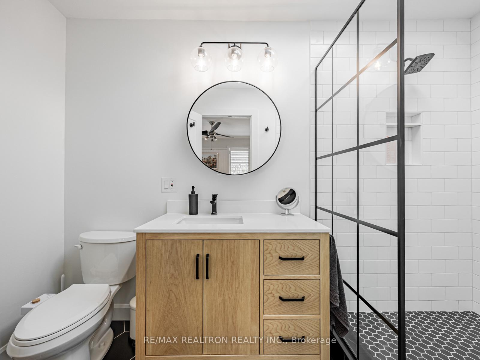 Photo 19 of 121 Barker Avenue, Toronto, Danforth Village-East York — HOMEH