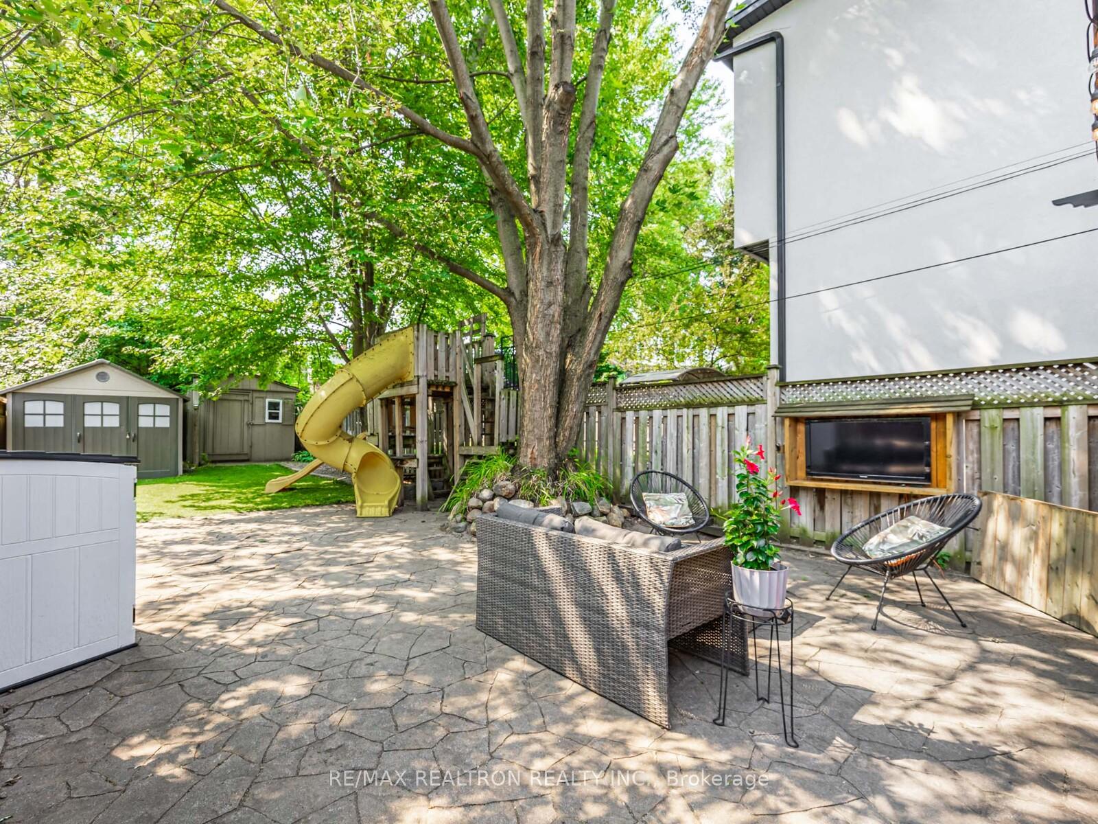 Photo 32 of 121 Barker Avenue, Toronto, Danforth Village-East York — HOMEH