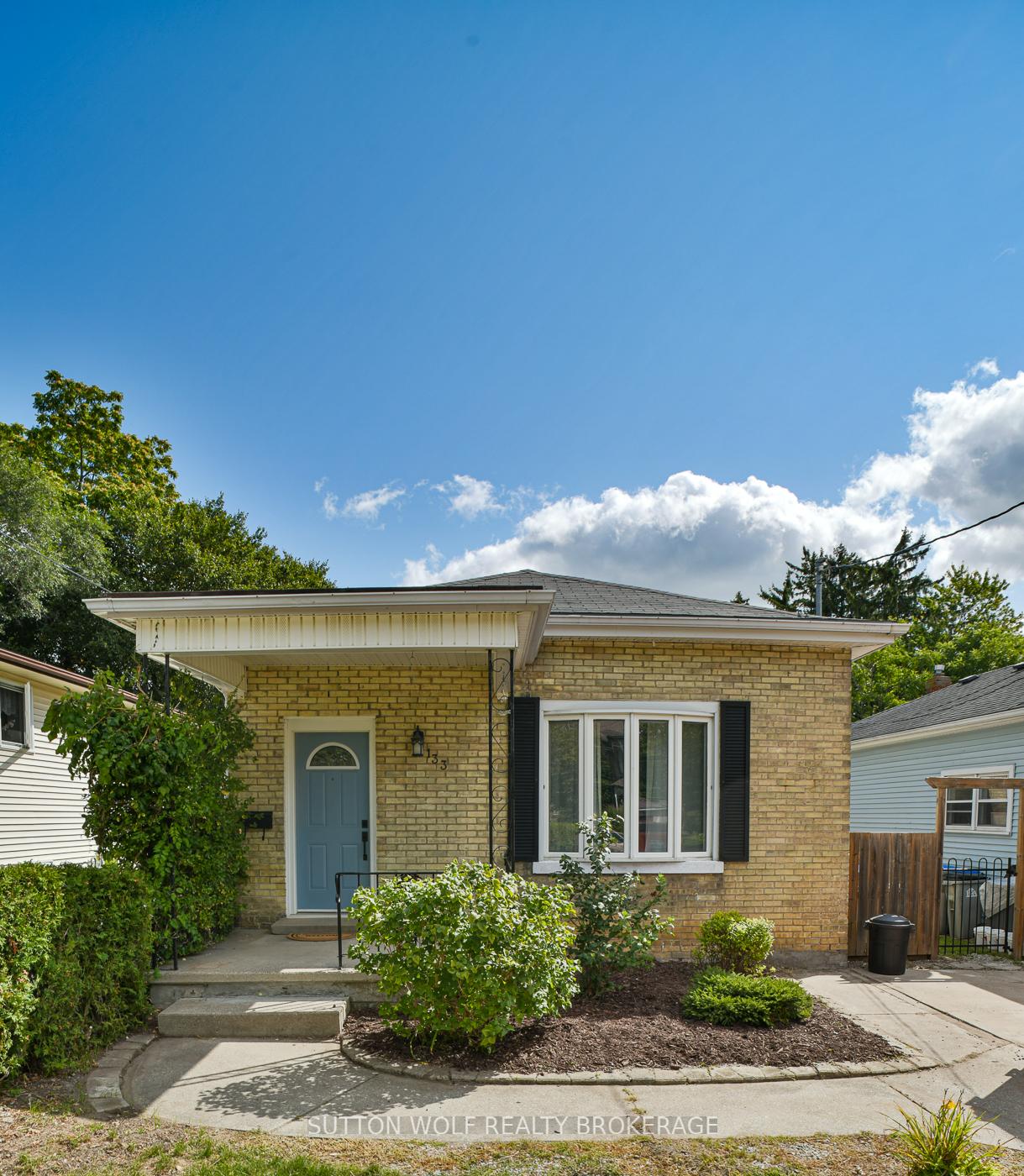 Photo 1 of 133 Oxford Street, Strathroy-Caradoc, NW — HOMEH