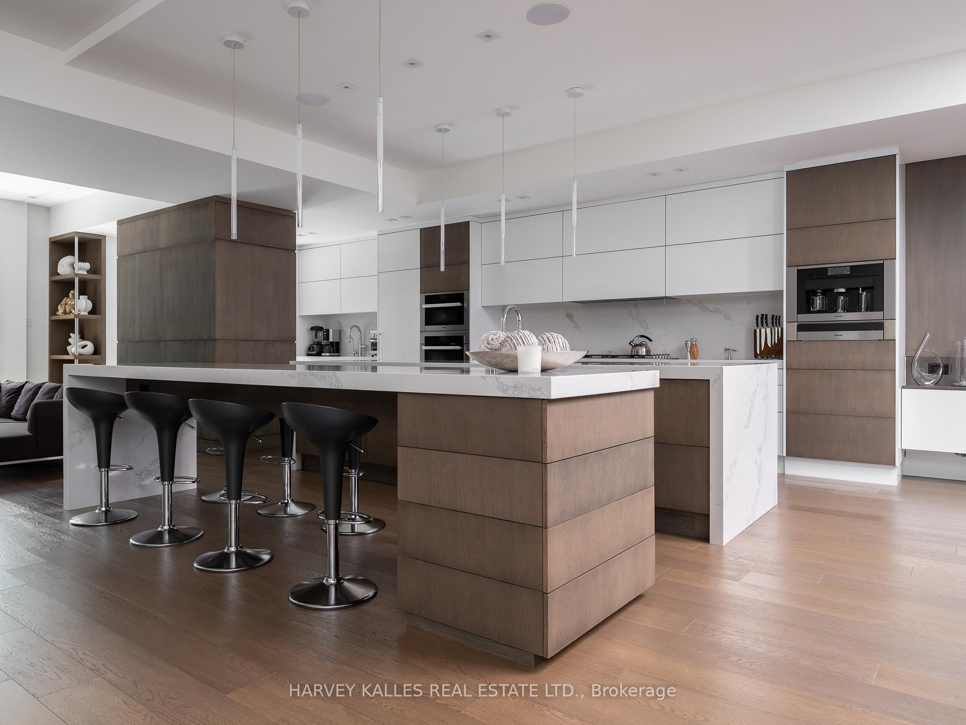 Photo 5 of 459 Fairlawn Avenue, Toronto, Bedford Park-Nortown — HOMEH
