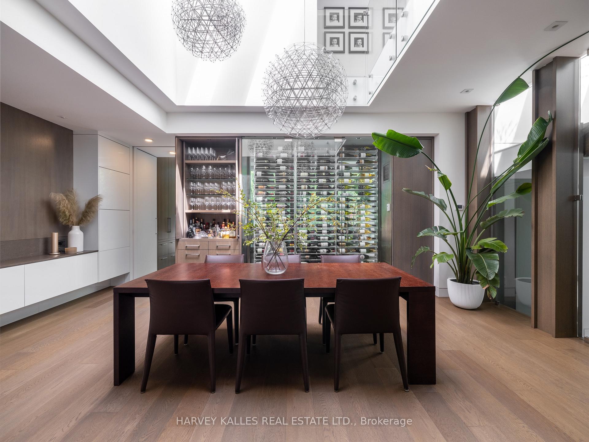 Photo 8 of 459 Fairlawn Avenue, Toronto, Bedford Park-Nortown — HOMEH