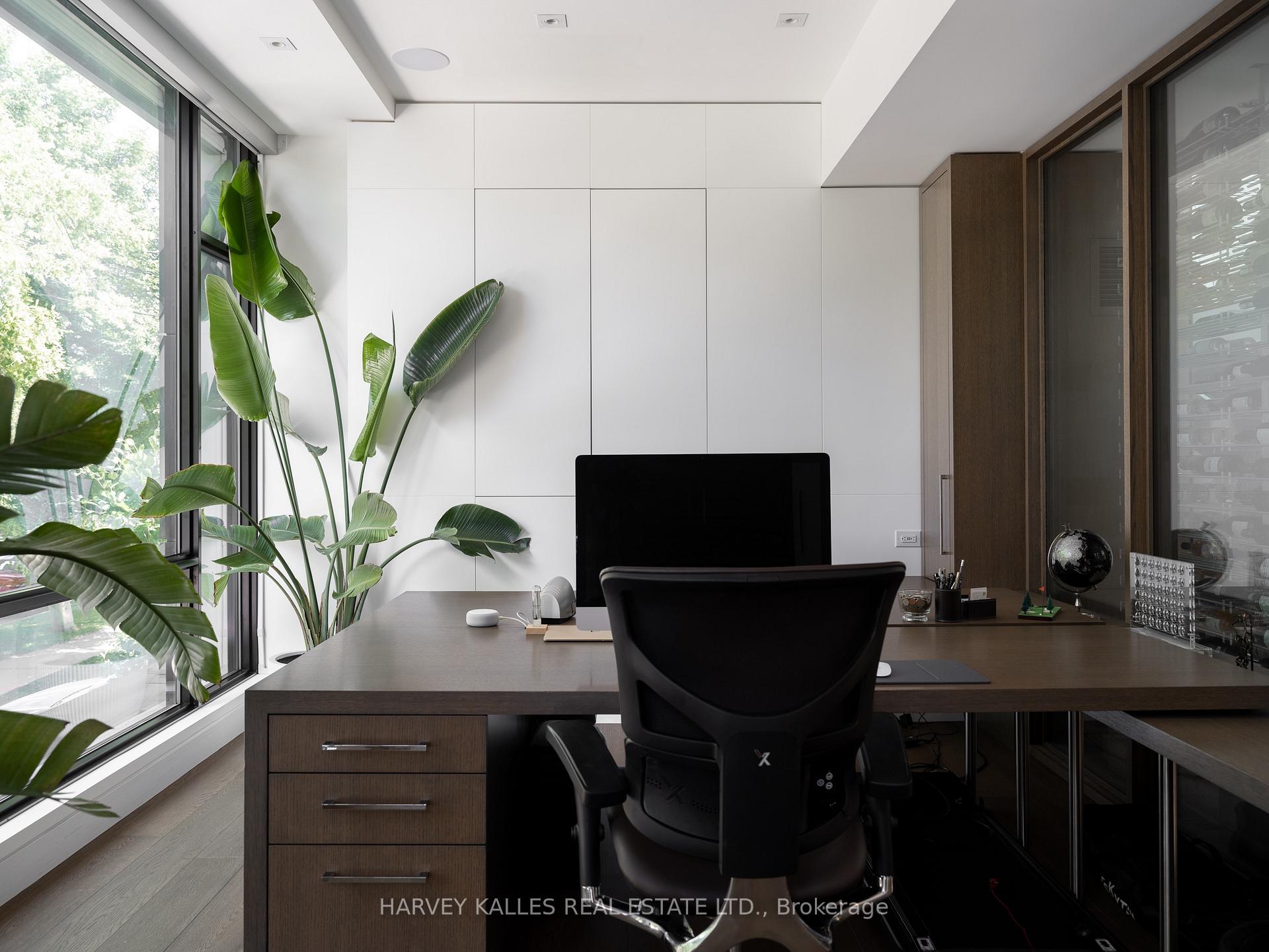 Photo 32 of 459 Fairlawn Avenue, Toronto, Bedford Park-Nortown — HOMEH
