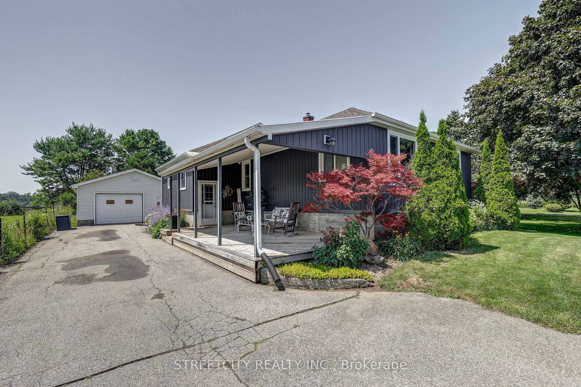 Photo 2 of 5231 Westchester Bourne, Thames Centre, Rural Thames Centre — HOMEH