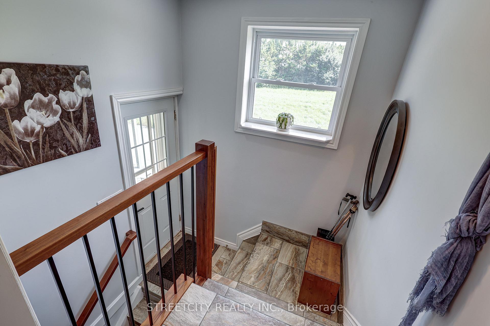 Photo 5 of 5231 Westchester Bourne, Thames Centre, Rural Thames Centre — HOMEH