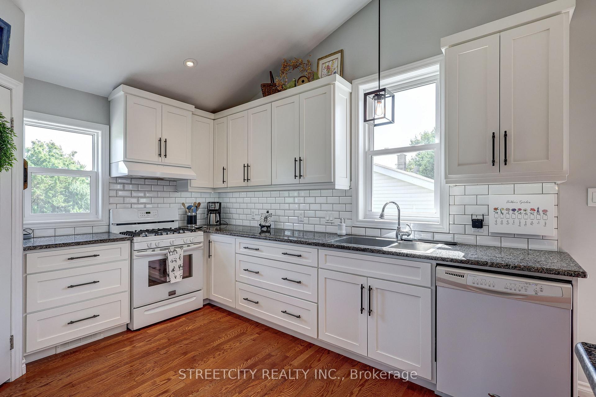Photo 6 of 5231 Westchester Bourne, Thames Centre, Rural Thames Centre — HOMEH