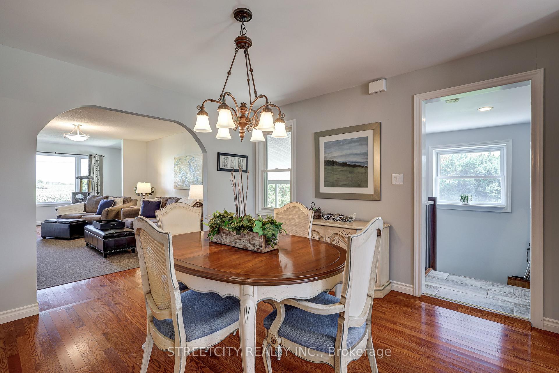 Photo 13 of 5231 Westchester Bourne, Thames Centre, Rural Thames Centre — HOMEH