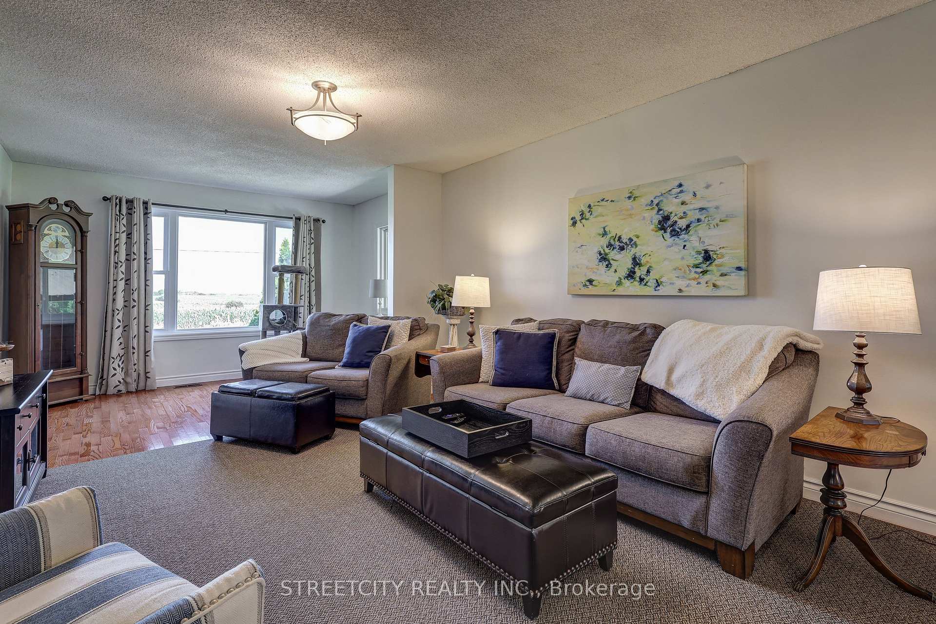 Photo 15 of 5231 Westchester Bourne, Thames Centre, Rural Thames Centre — HOMEH