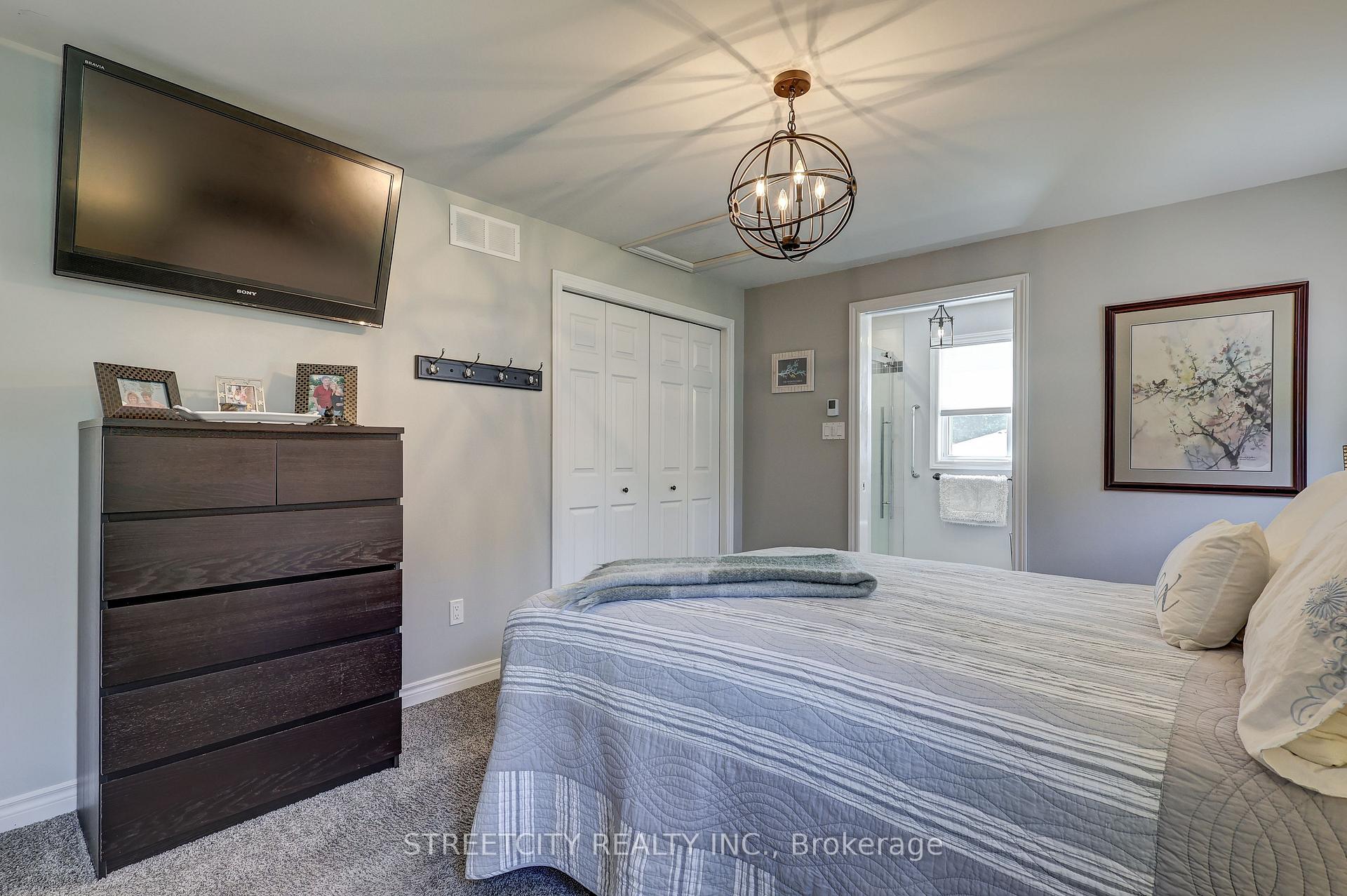Photo 17 of 5231 Westchester Bourne, Thames Centre, Rural Thames Centre — HOMEH